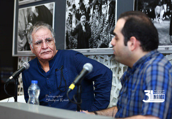 رضا کیانیان قصر شیرین را برای نابینایان صوتی کرد