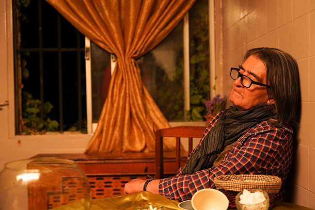 رضا رویگری با فیلم کوتاه «سیمرغ» جلوی دوربین رفت 97a31c9f-bc57-4bc9-ab79-c9c4c2c6f850.jpg