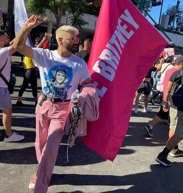 Britney-Spears-Termination (2).jpg