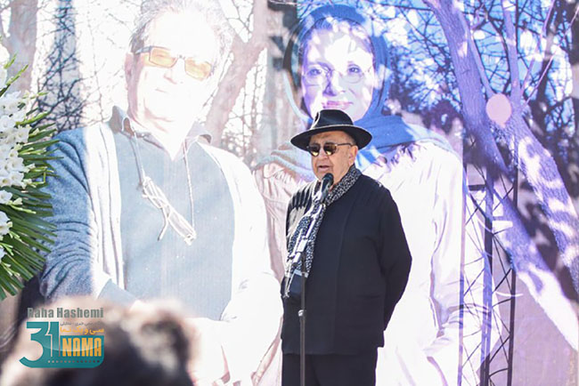 گزارش تصویری اختصاصی از مراسم تشییع "داریوش مهرجویی" و همسرش "وحیده محمدیفر" Daryoshvahide (1).jpg