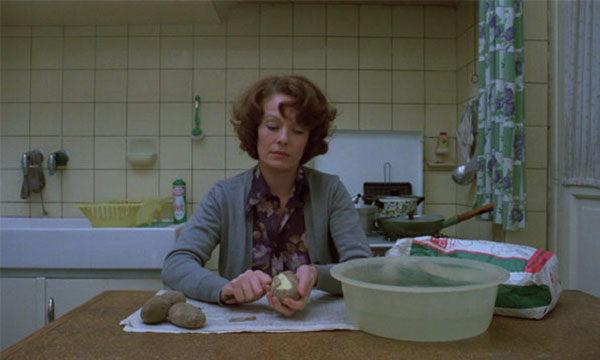 معرفی فیلم ژان دیلمان، شماره ۲۳ کهدو کومرس، ۱۰۸۰ بروکسل ساختۀ شانتال آکرمن Jeanne Dielman, 23, quai du Commerce, 1080 Bruxelles (4).jpg