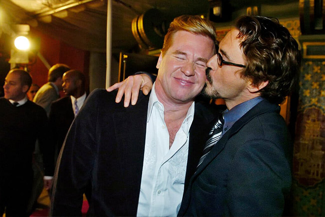 Val Kilmer and Robert Downey Jr., right, in Los Angeles in 2005.jpg
