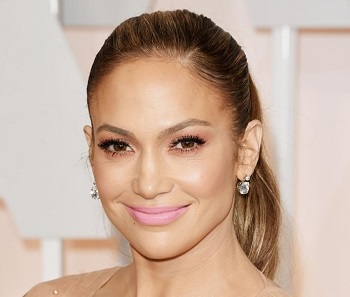 jennifer-lopez-2015-oscars-red-carpet-1.jpg
