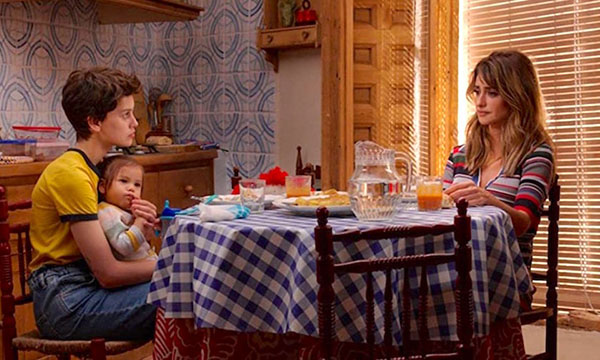 parallel-mothers-movie-penelope-cruz.jpg