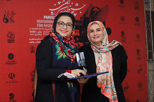 گزارش اختتامیه پنجمین دوره جشنواره فیلم پرواز | معرفی برگزیدگان جشنواره در فرهنگسرای اندیشه photo_2022-01-15_14-03-38.jpg