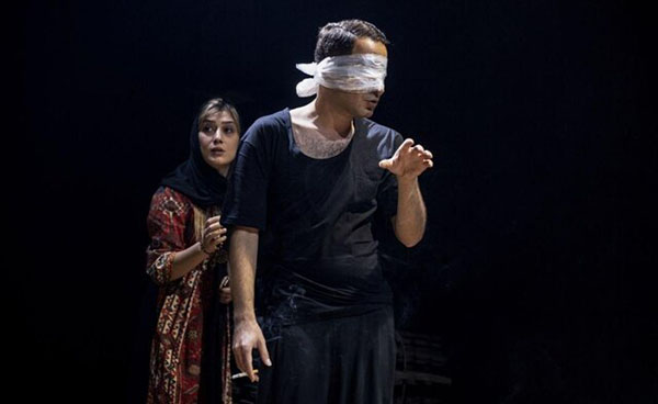 شب، داخلی، دیوار به کارگردانی وحید جلیلوند.jpg