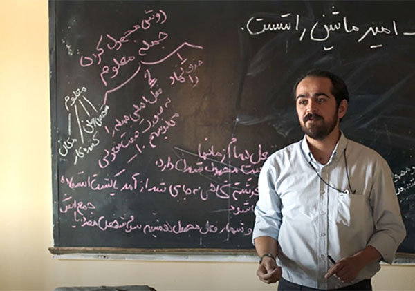 میرسعید مولویان در جنگل پرتقال.jpg