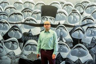 بزرگمهر حسین‌ پور درباره پوسترهای جشنواره: ذهن‌های منجمد در مقابل تغییرات ایستادگی می‌کنند